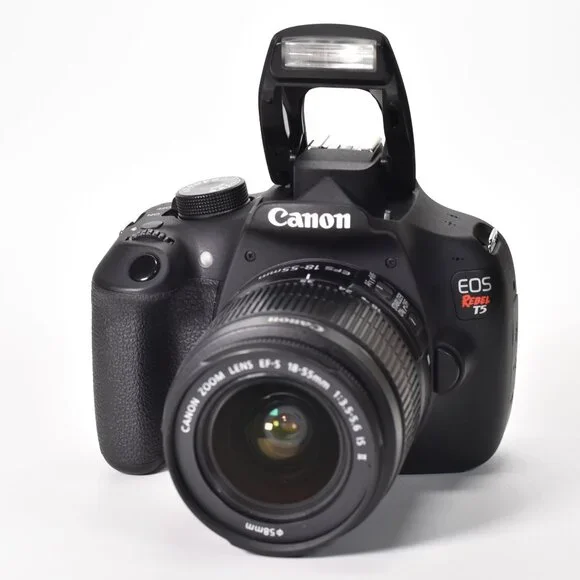 Canon EOS Rebel T5 DSLR Camera 18MP 18-55mm Lens Video 10943 Clicks 32GB SD MINT - Picture 2 of 16